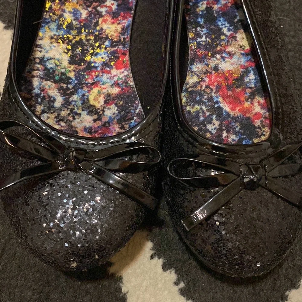 Glitter sequins flat shoe with tie - Picture 2 of 6